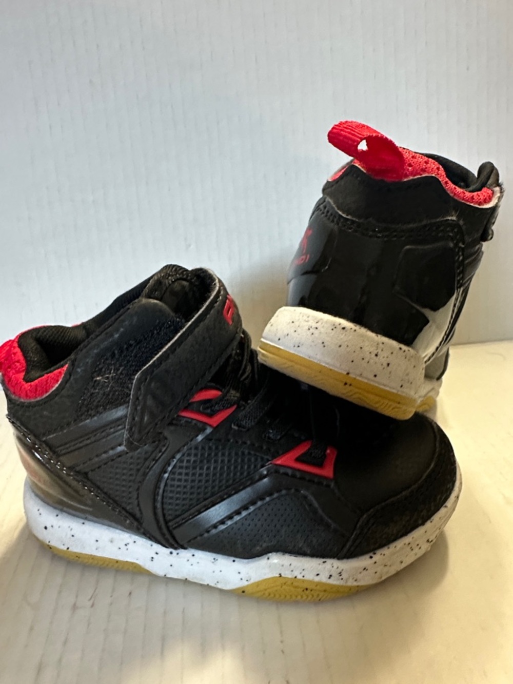 And1 Kids Black and Red Mid-Top Sneakers
